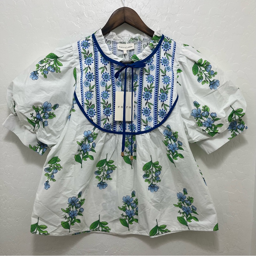 Entro White and Blue Floral Blouse NWT
